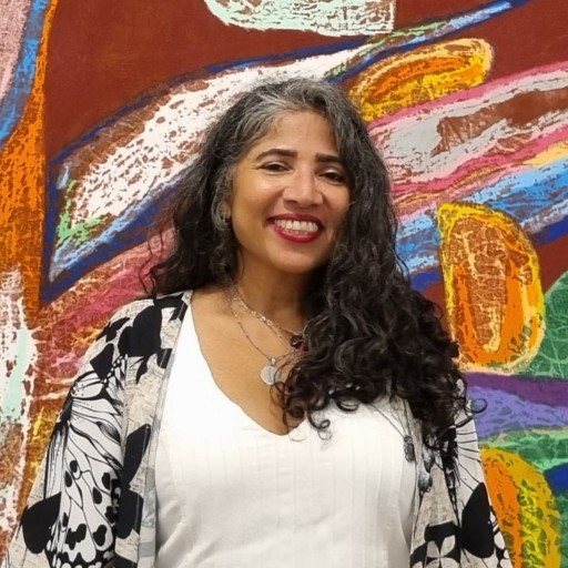 Sâmia Araújo dos Santos